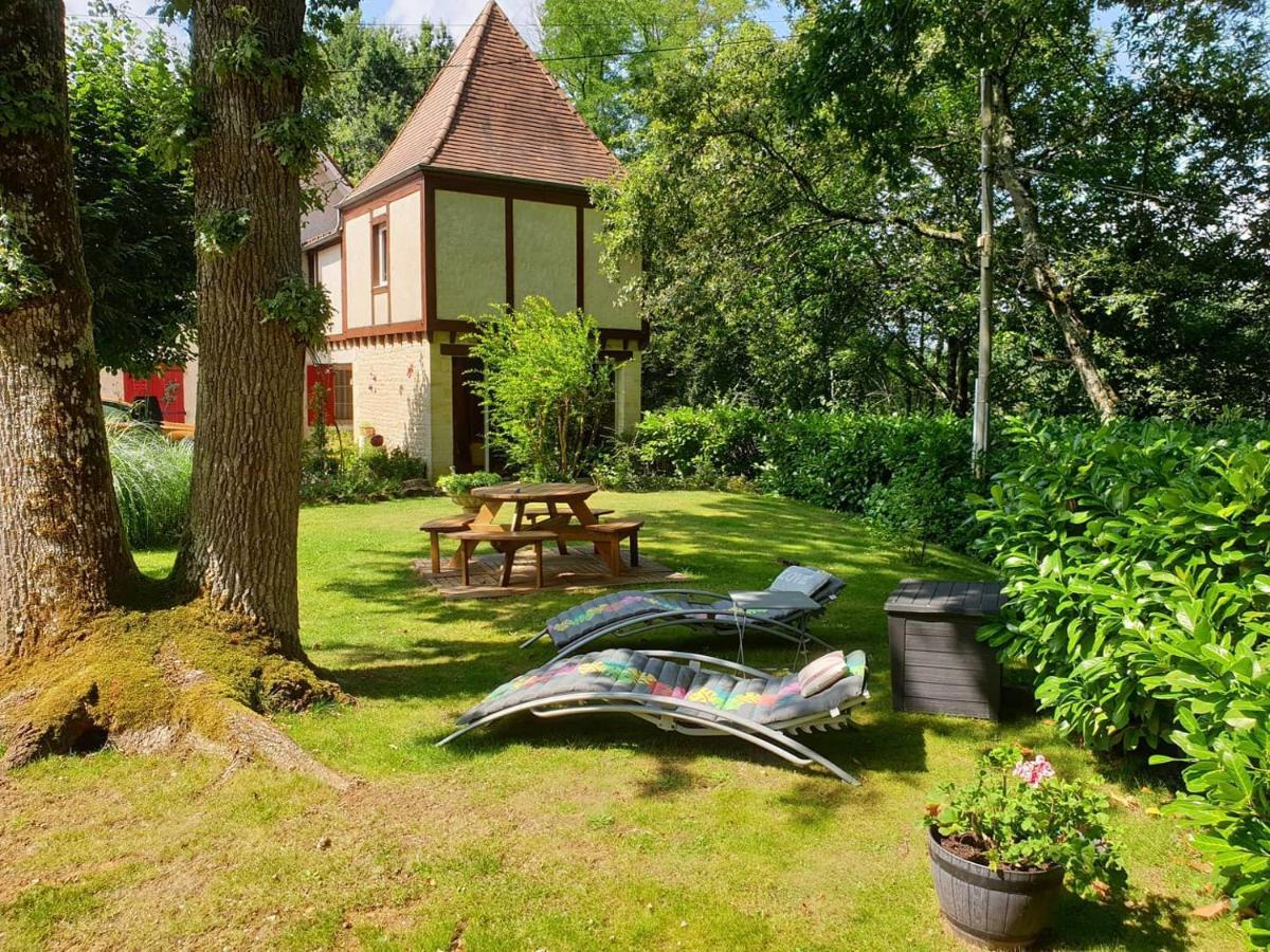 Готель La Bayardine Сарла-ла-Канеда Екстер'єр фото